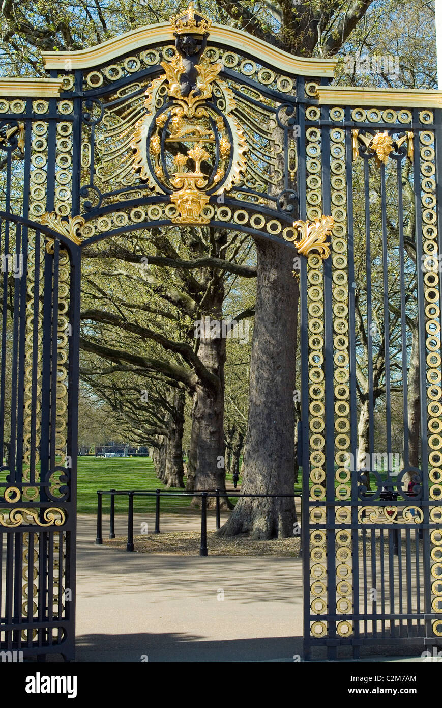 Green Park Gates High Resolution Stock Photography and Images Alamy
