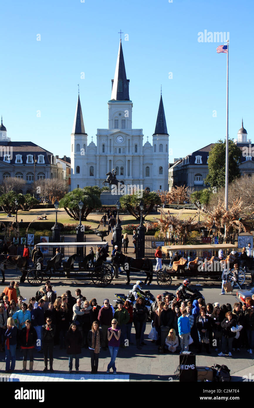 ST. LOUIS CATHEDRAL & JACKSON SQUARE FRENCH QUARTER NEW ORLEANS USA 23 January 2011 Stock Photo