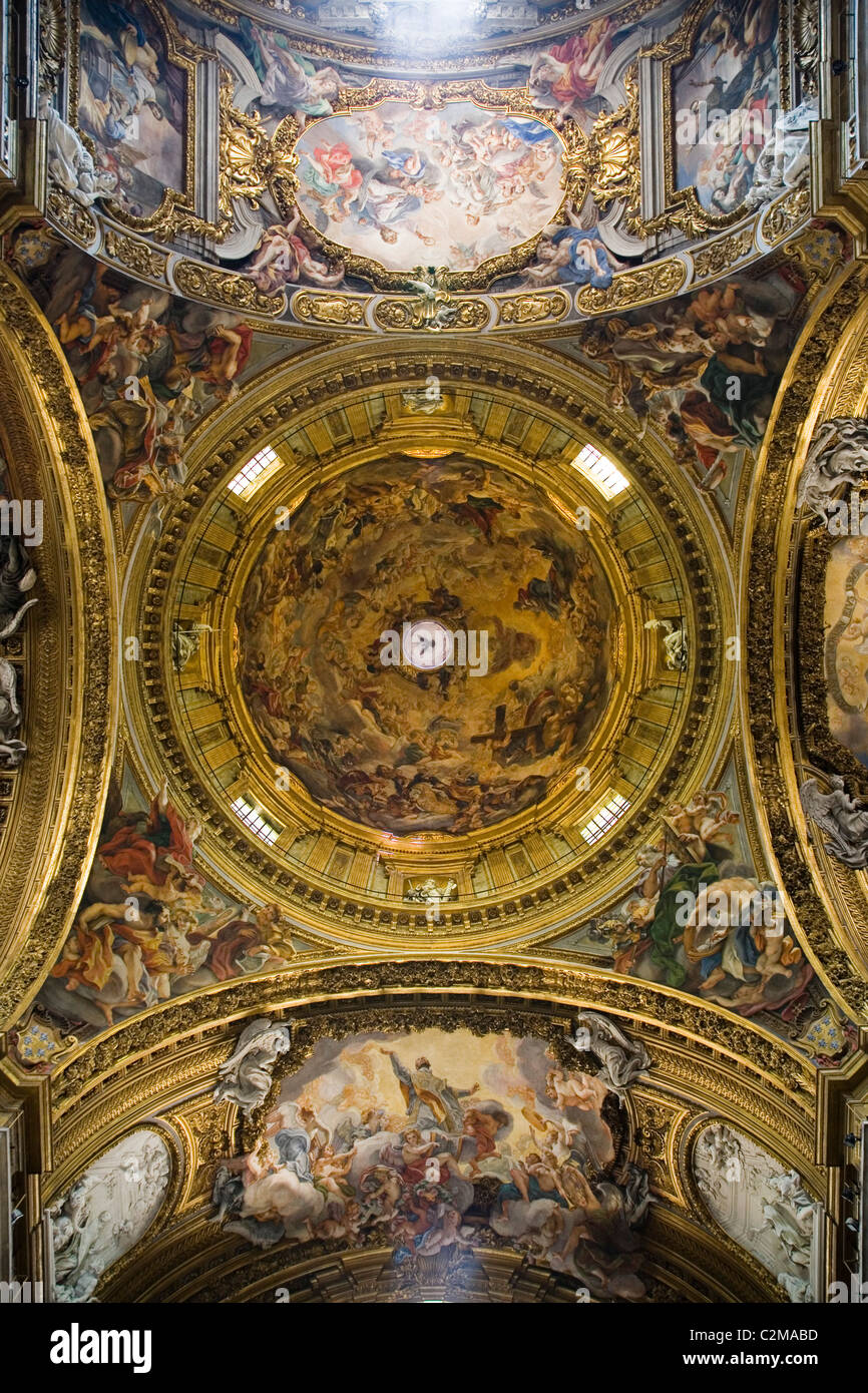 View of the dome at Chiesa del Gesu, Rome Stock Photo - Alamy