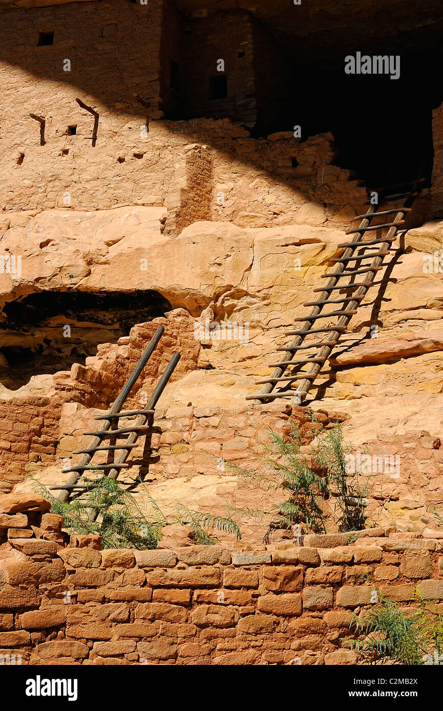 Long House, cliff dwelling in Mesa Verde National Park Stock Photo - Alamy