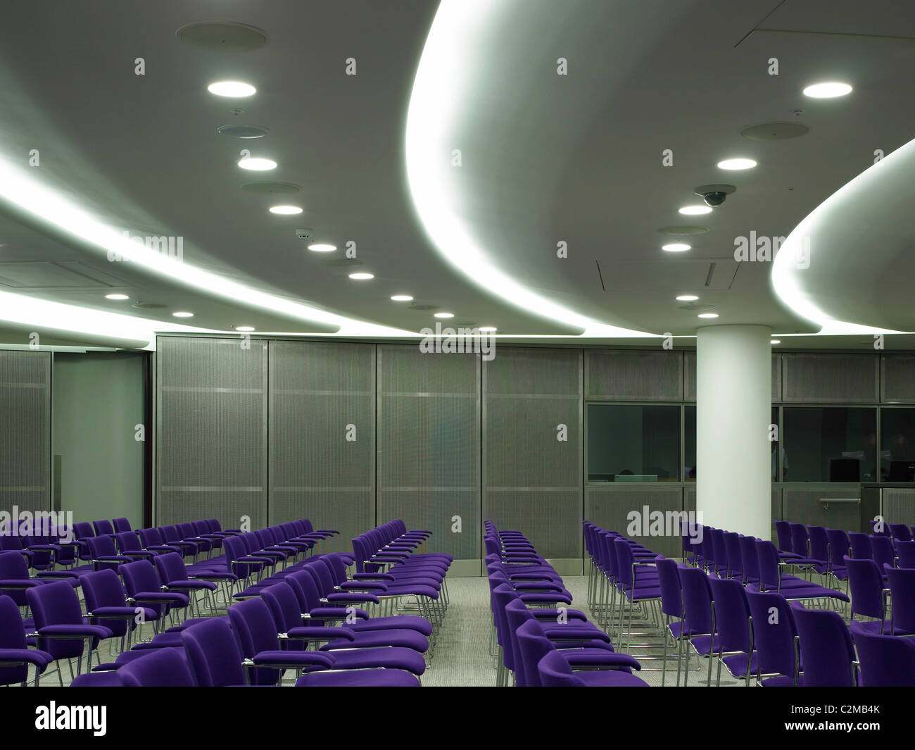 Dresdner kleinwort offices london hires stock photography and images