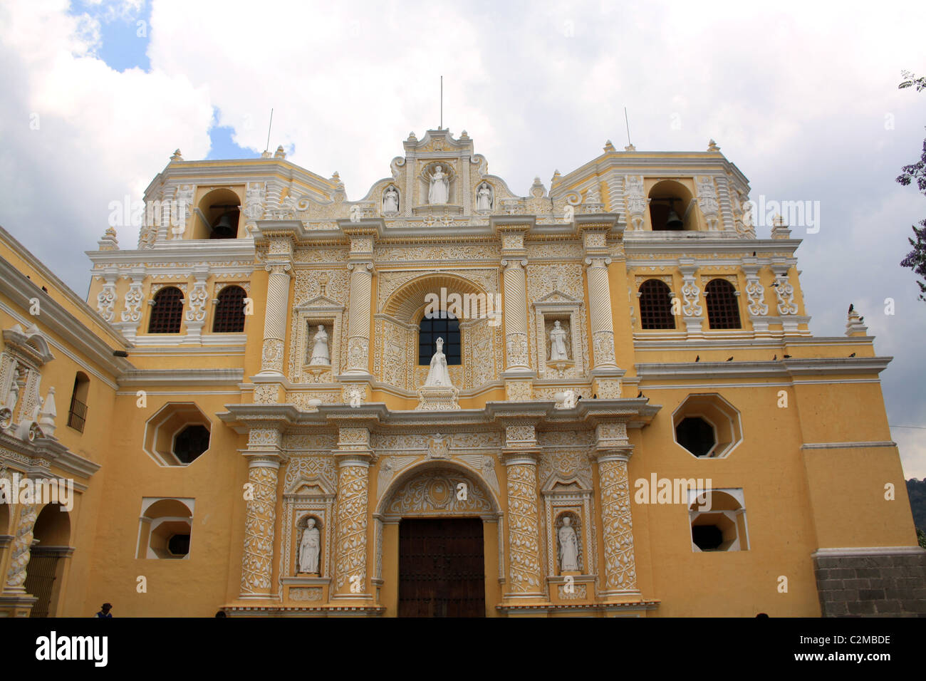 IGLESIA Y CONVENTO DE NUESTRA SENORA DE LA MERCED ANTIGUA GUATEMALA 22 February 2011 Stock Photo - Alamy IGLESIA Y CONVENTO DE NUESTRA SENORA DE LA MERCED ANTIGUA GUATEMALA 22 February 2011 Stock Photo - Alamy