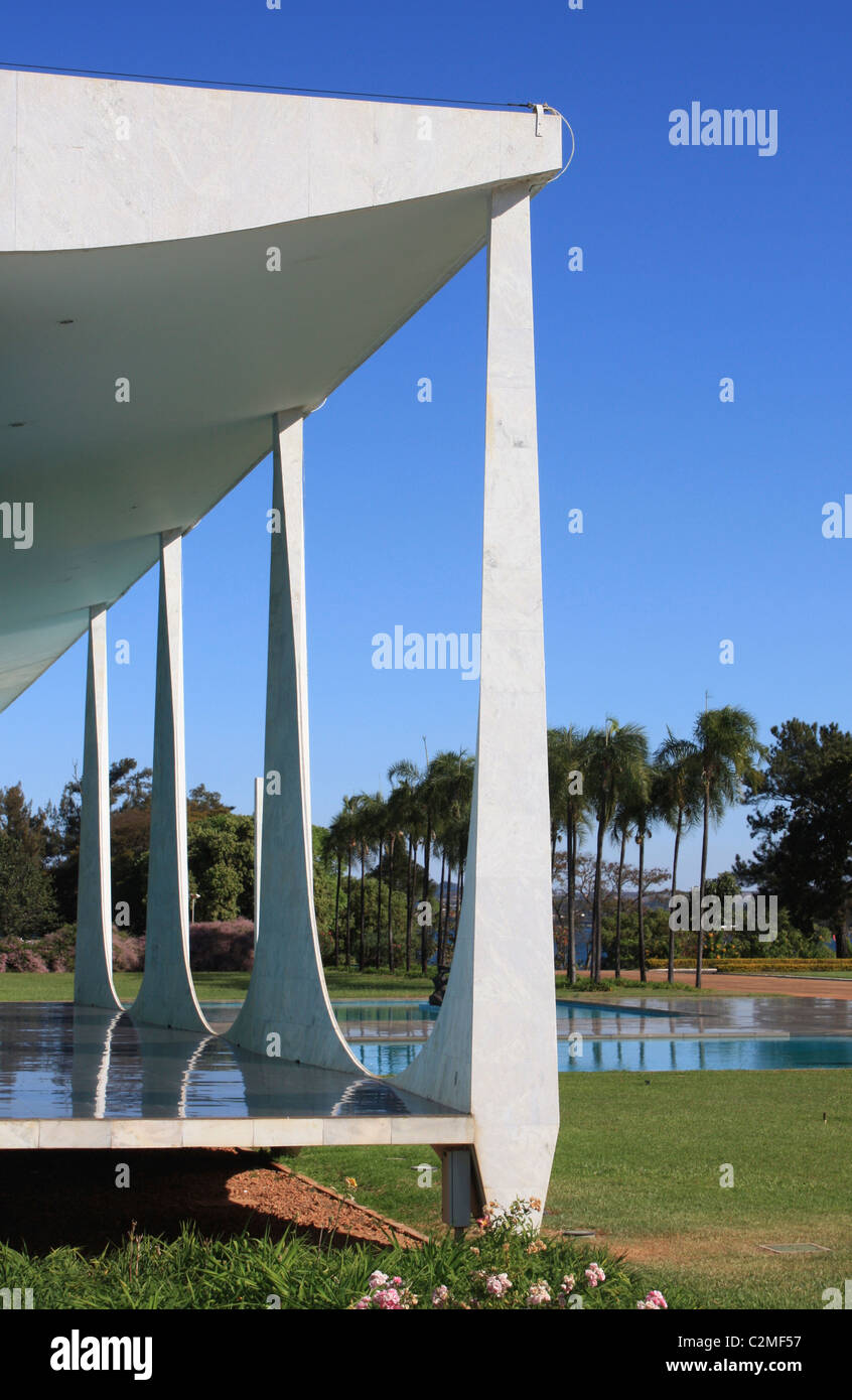 Brazilian presidential palace hires stock photography and images Alamy