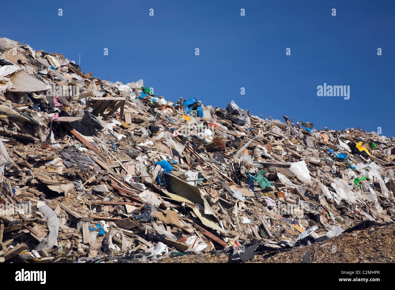 Yard Trash Cans High Resolution Stock Photography and Images Alamy