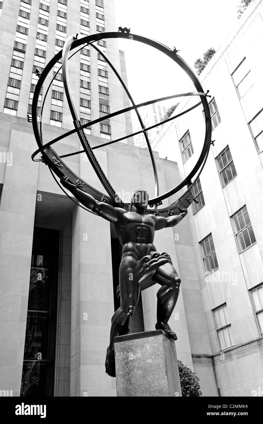 Atlas statue, Rockefeller Center art, New York City, USA Stock Photo