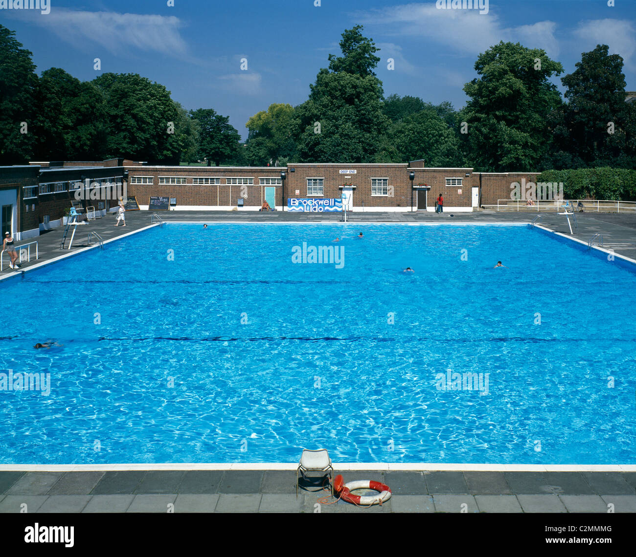 Brockwell lido hires stock photography and images Alamy