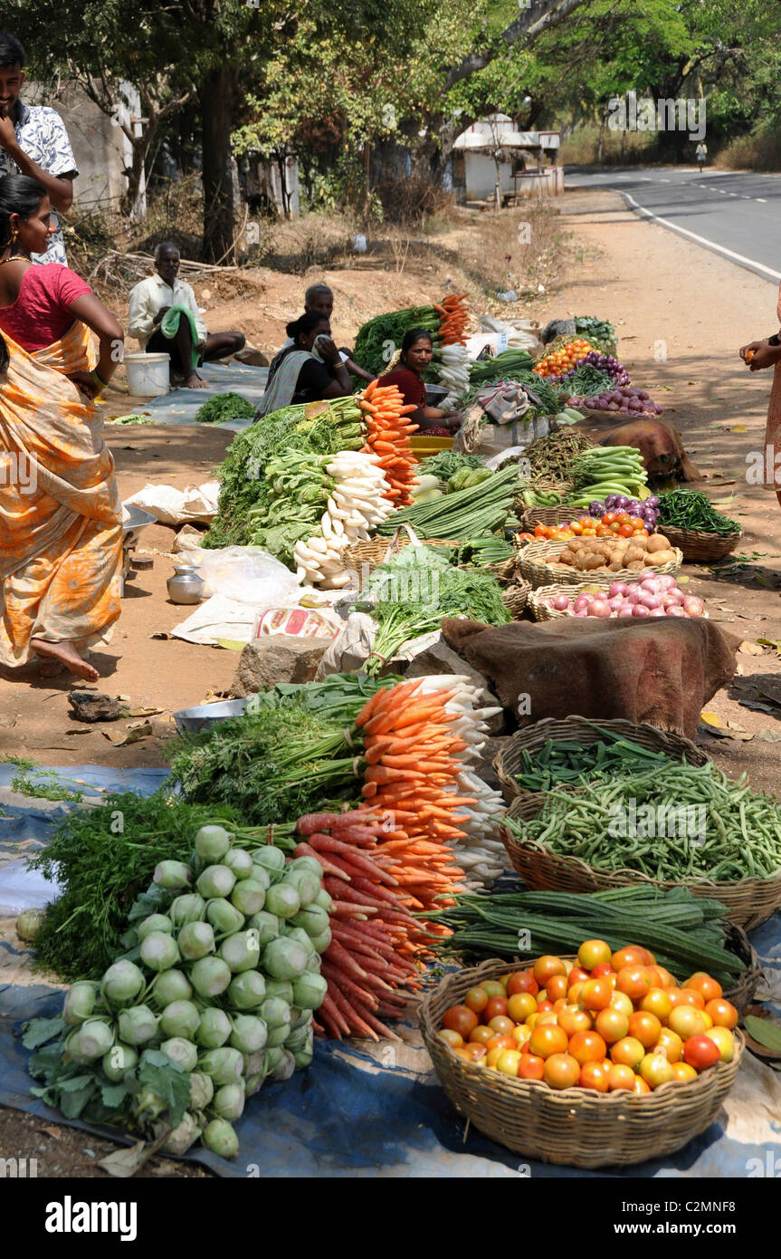 Farm fresh vegetables shops Stock Photo Alamy