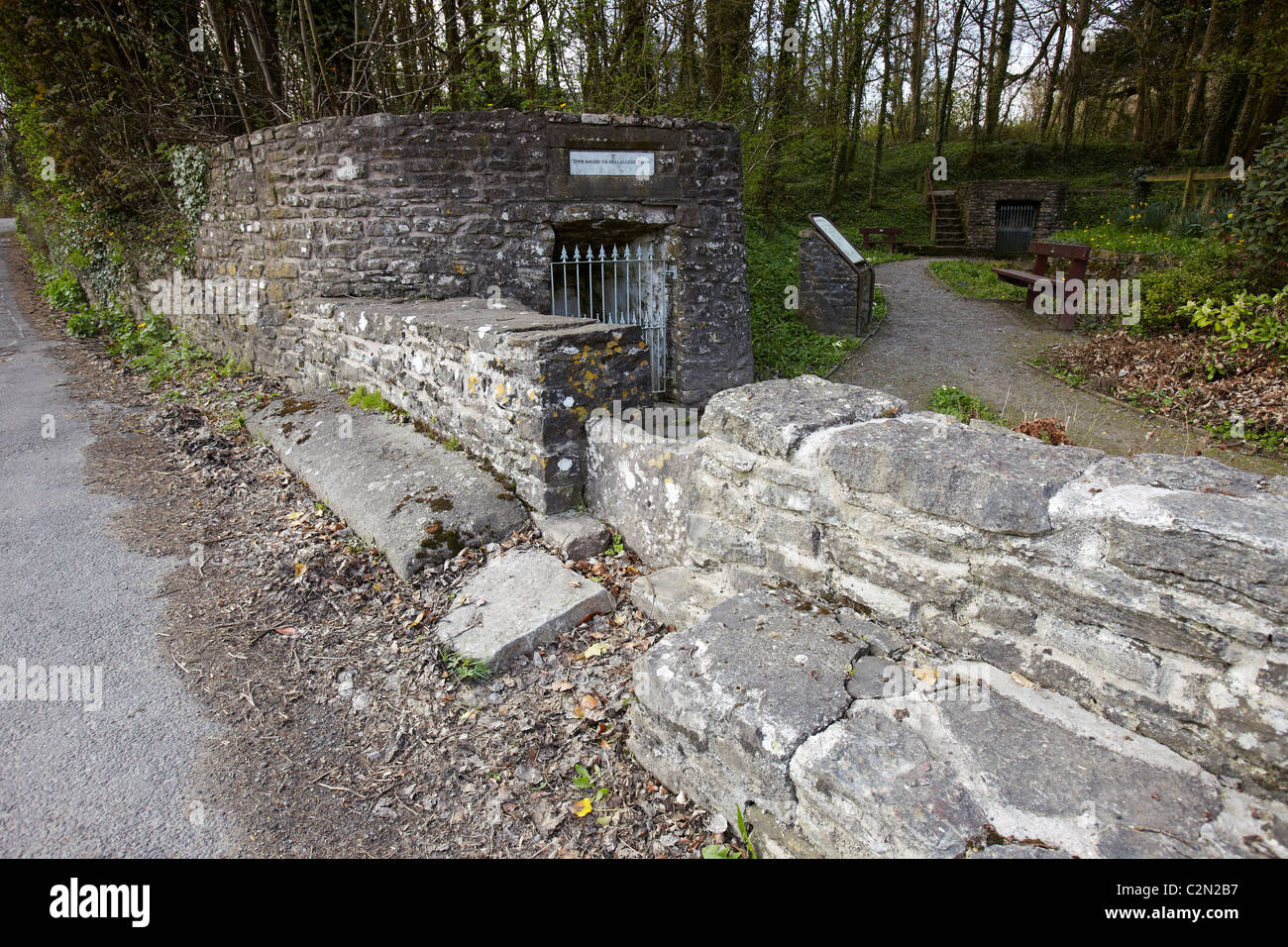 Salmons Well, a group of three wells near Penllyn in the Vale of Glamorgan, South Wales, UK Stock Photo