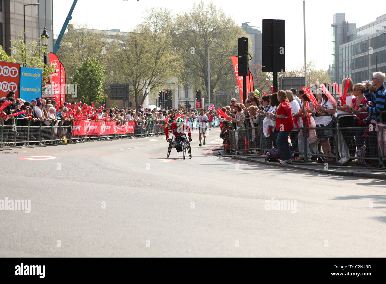 Thousands have joined the world's top long distance runners for a