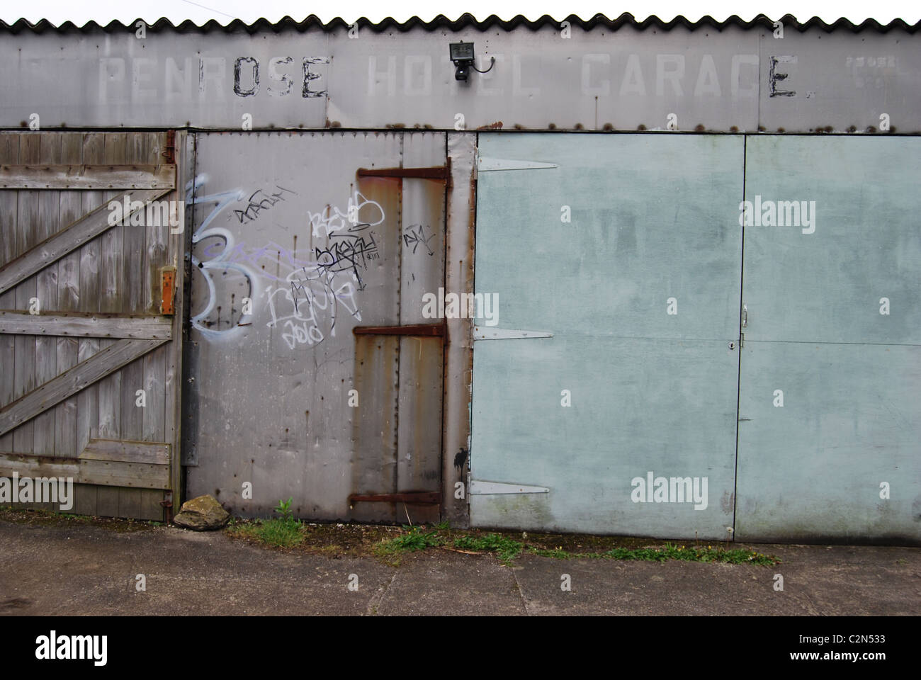 Old Abandoned Garage In Back Streets Of Falmouth Cornwall Stock