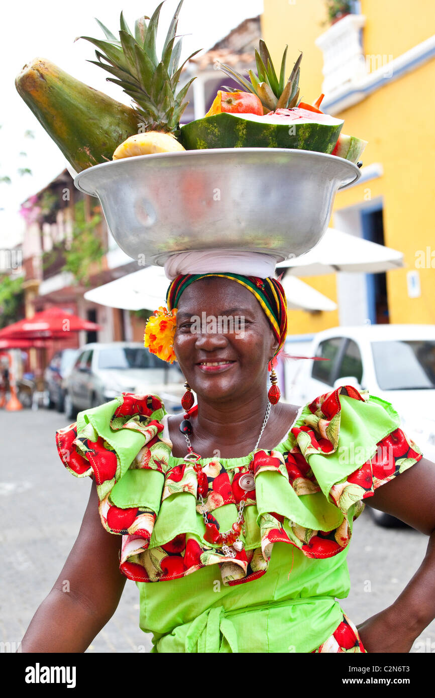 Fruit lady, old town Cartagena, Colombia Stock Photo Alamy