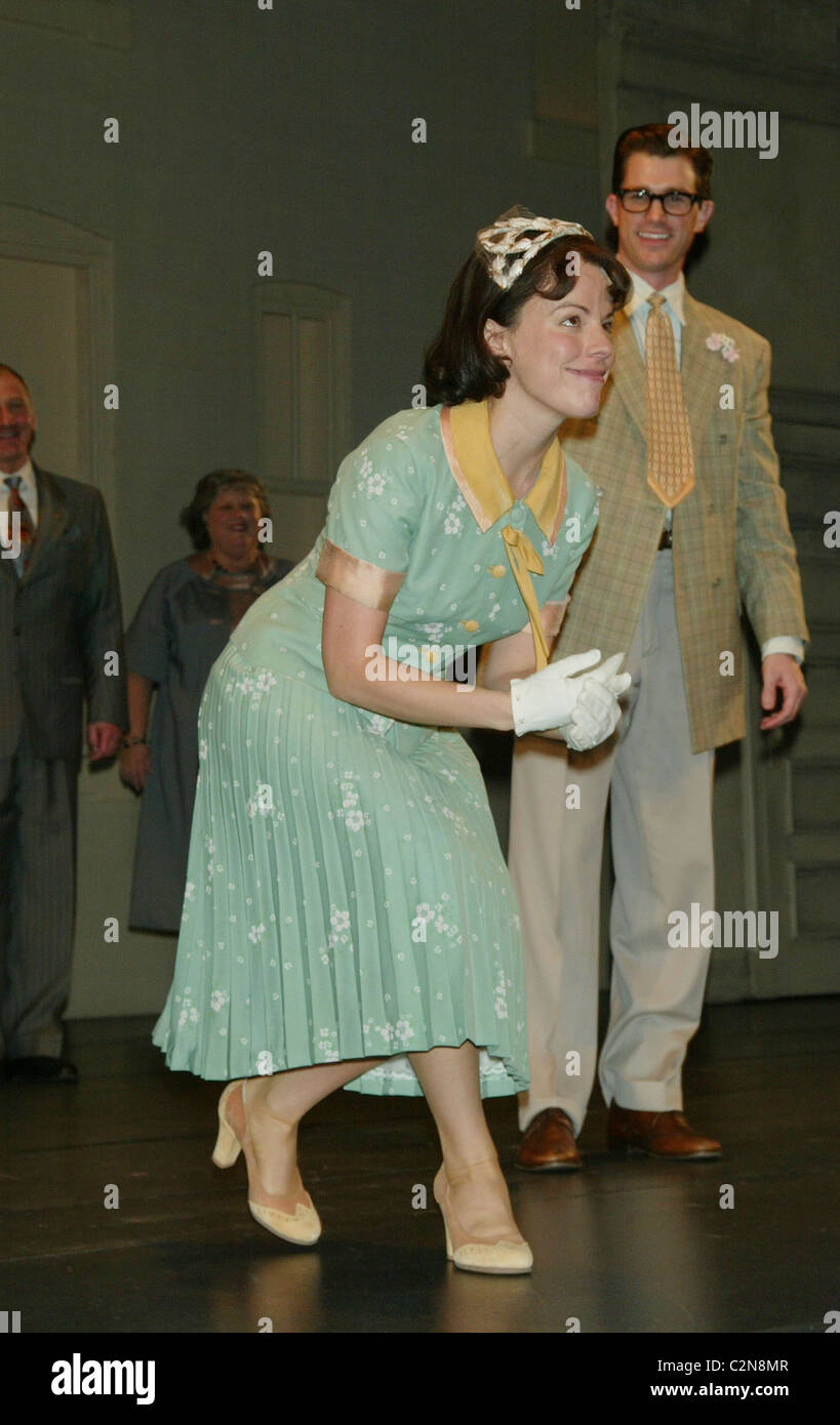 Leslie Kritzer and Matt Cavenaugh Curtain call following the opening