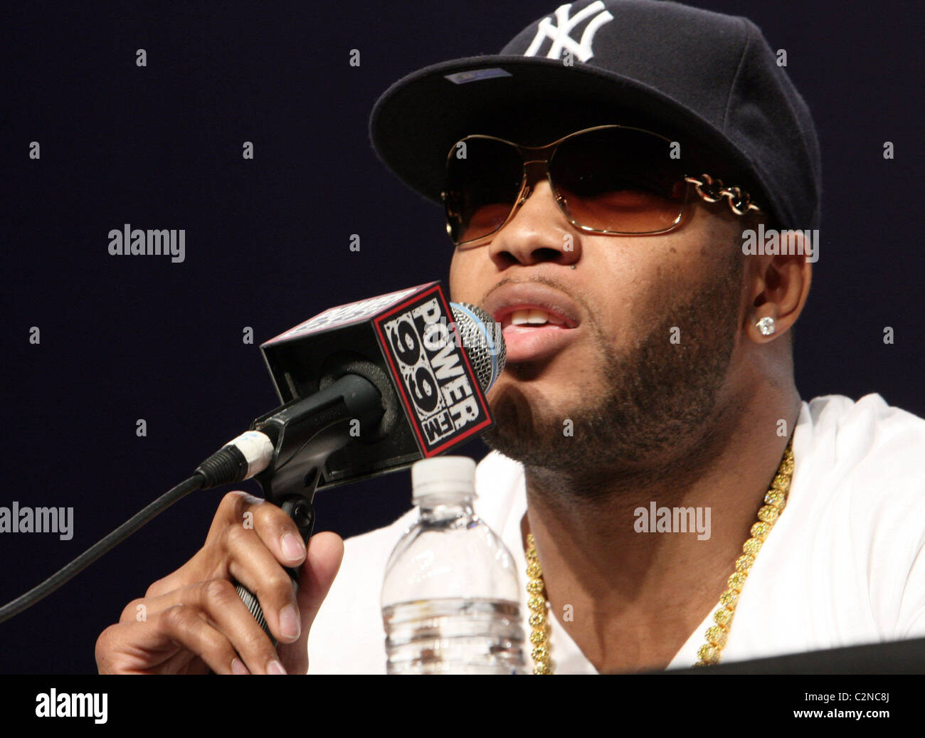 Flo-Rida National Hip-Hop Summit 'Turn Up The Vote' at Temple ...