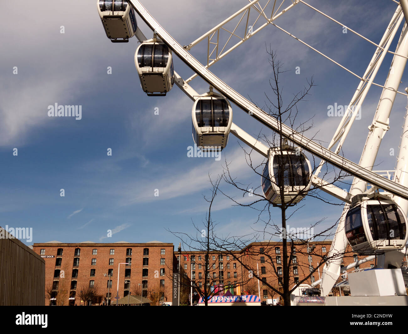 Big Wheel in Liverpool at the Albert Dock Stock Photo Alamy