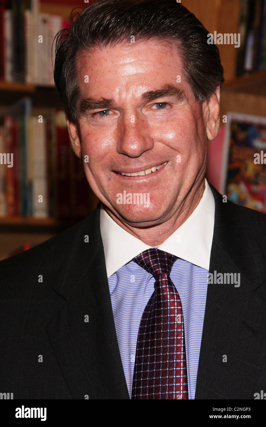 Former Dodgers star Steve Garvey signs his new book 'My Bat Boy Days ...
