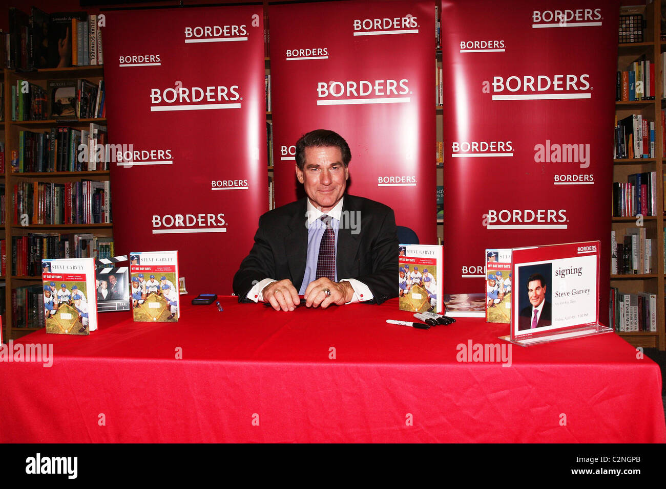 Former Dodgers star Steve Garvey signs his new book 'My Bat Boy Days ...