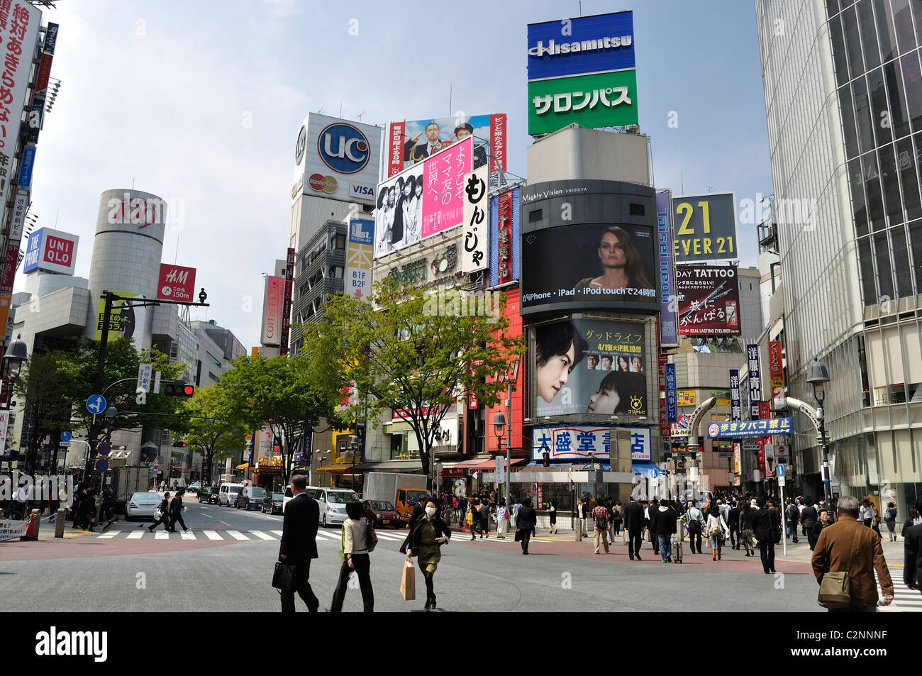Shibuya crossing and surrounding commercial buildings (109) in Shibuya (Tokyo, Japan) Stock Photo