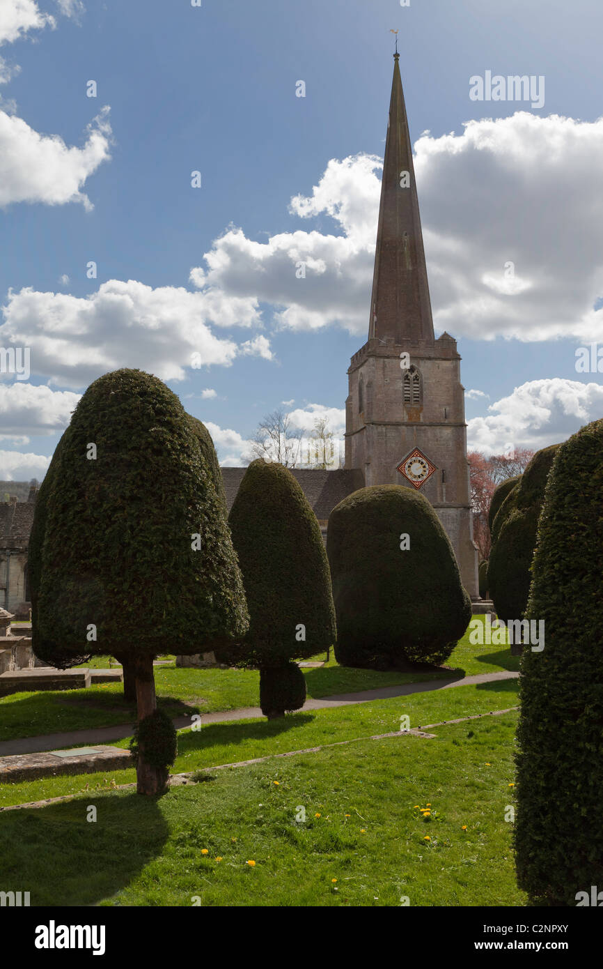 PAINSWICK CHURCH AND CHURCH YARD WITH YEW TREES, THE COTSWOLDS, GLOUCESTERSHIRE, ENGLAND UK Stock Photo
