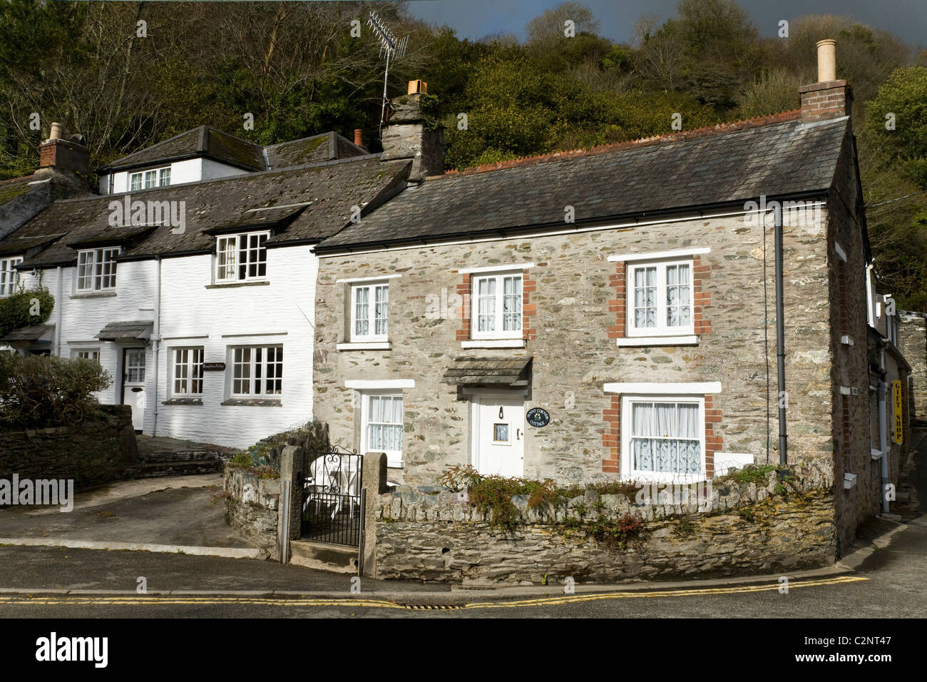 Pretty quaint picturesque Cornish house / houses / cottage / cottages