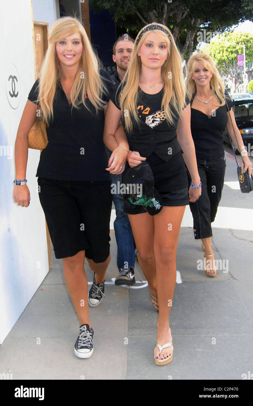 Judy Landers with her daughters Lindsay Landers and Kristy Landers shop at the trendy Robertson Boulevard in West Hollywood Los Stock Photo