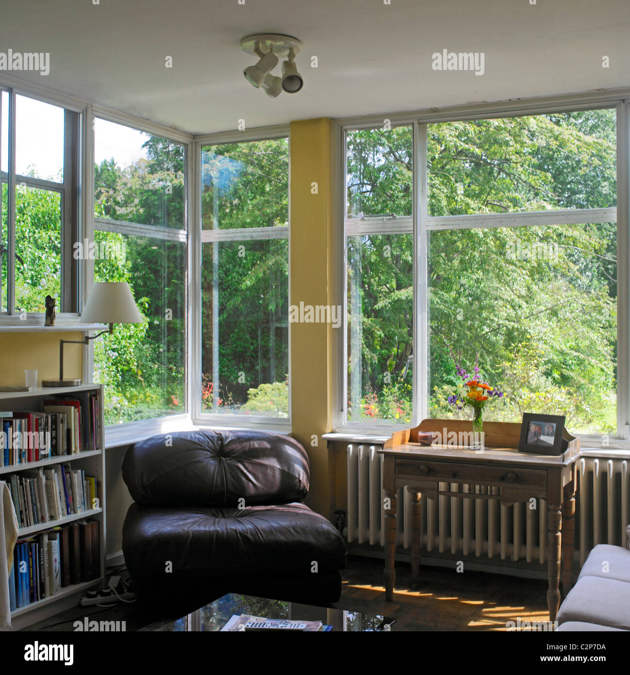 Concrete tables hires stock photography and images Alamy