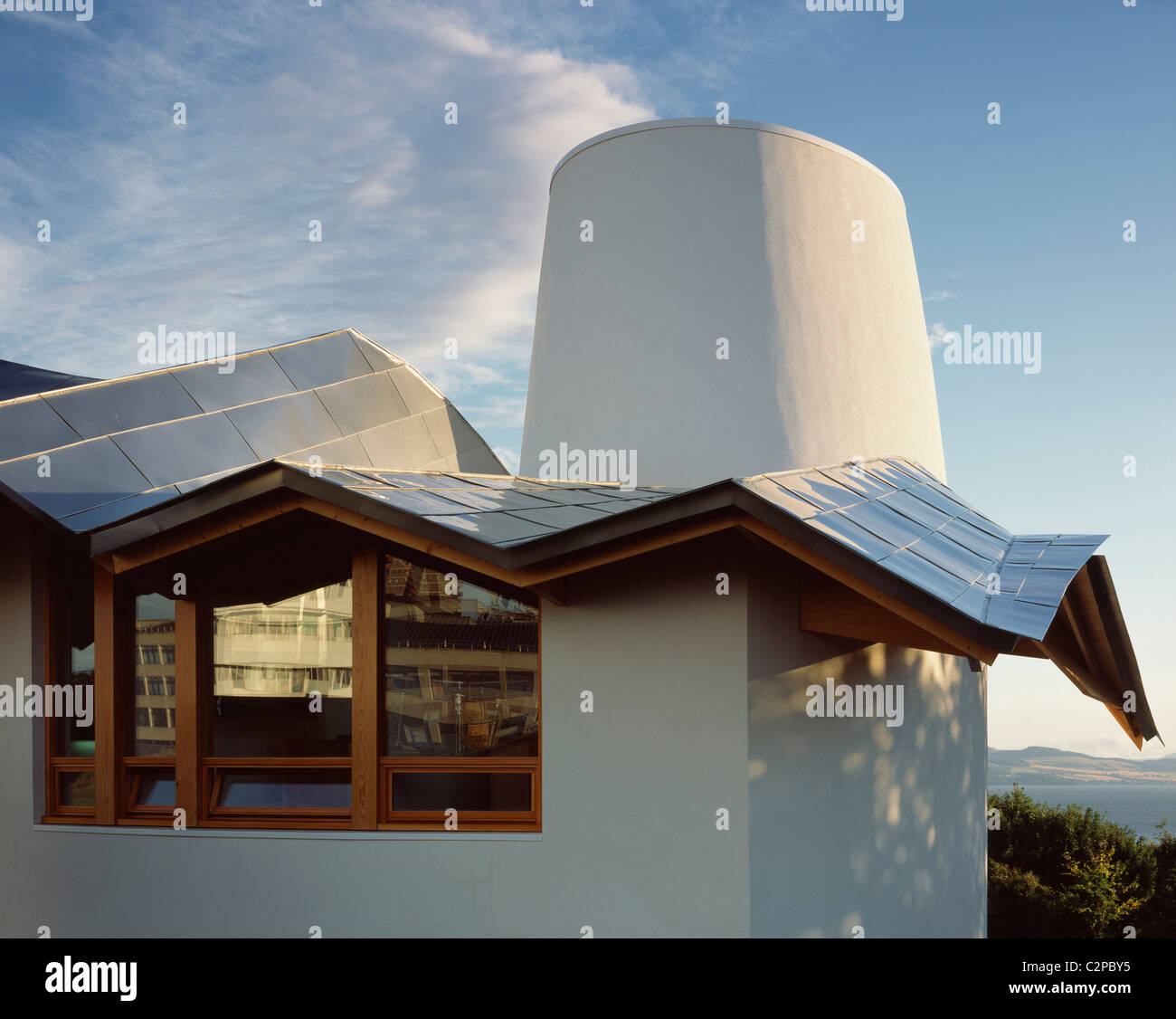 Maggie's Centre, Ninewells Hospital, Dundee, Scotland. Zig zag roof