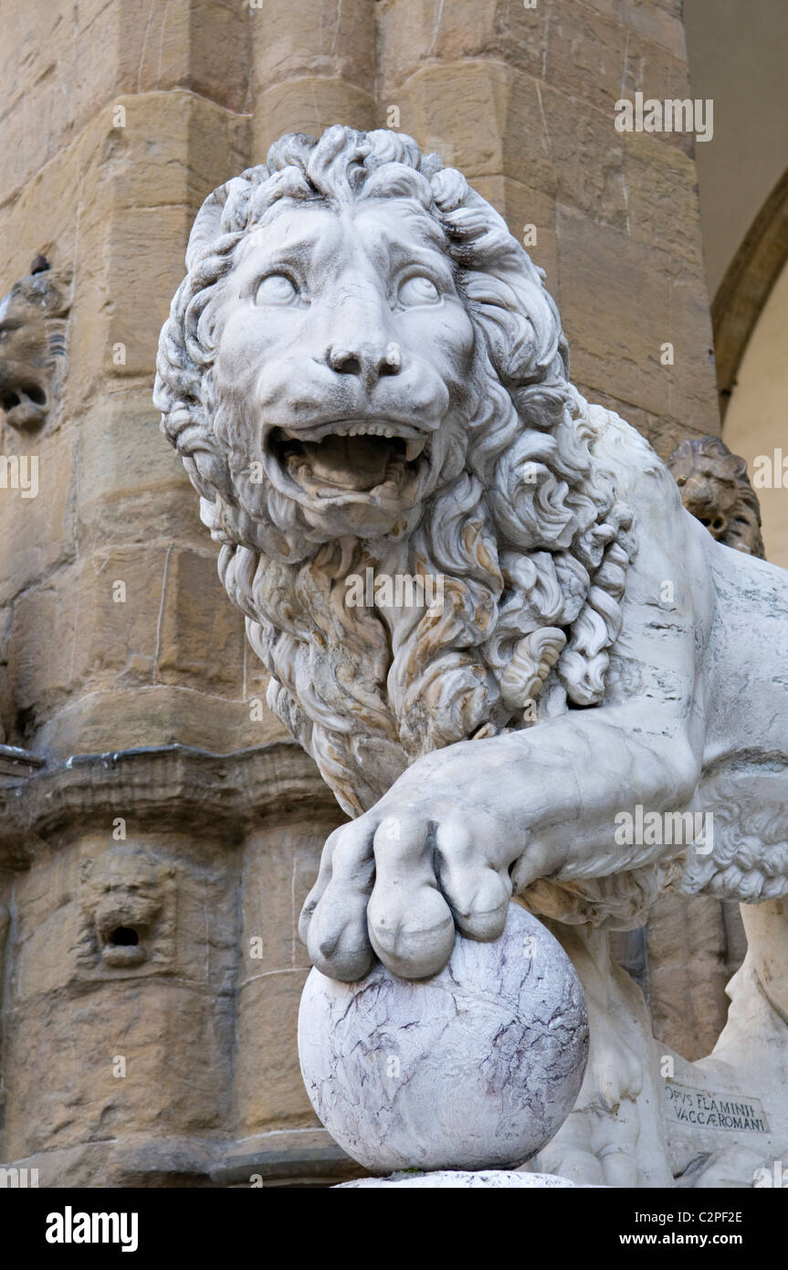 Lion statue florence hires stock photography and images Alamy