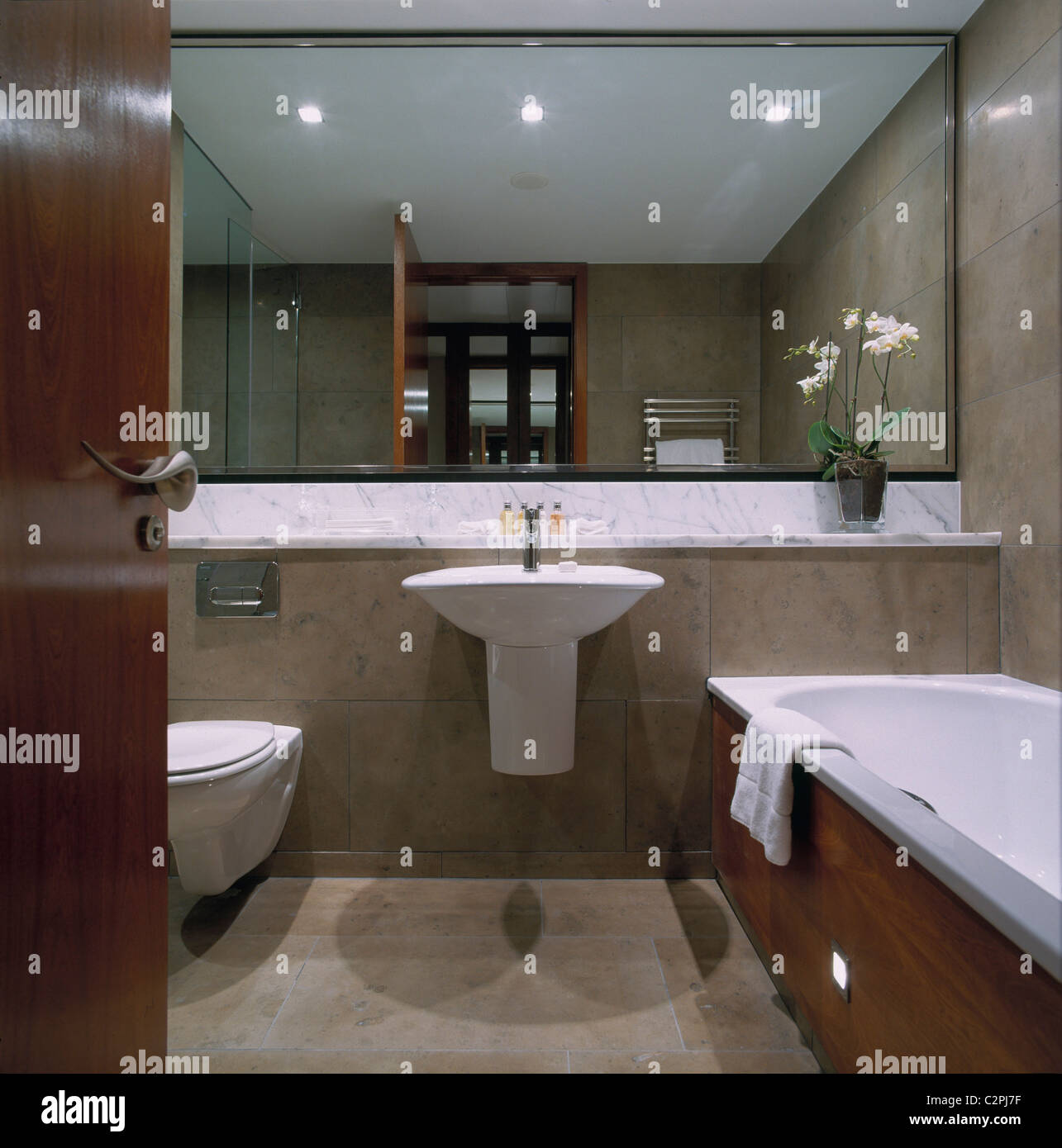 Hotel toilets hires stock photography and images Alamy