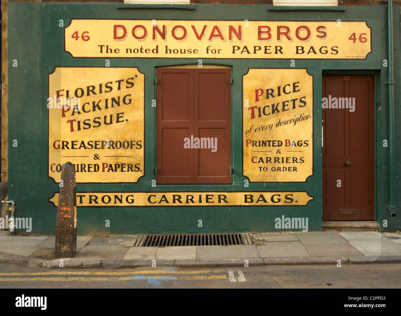 Donovan bros shop frontage hires stock photography and images Alamy