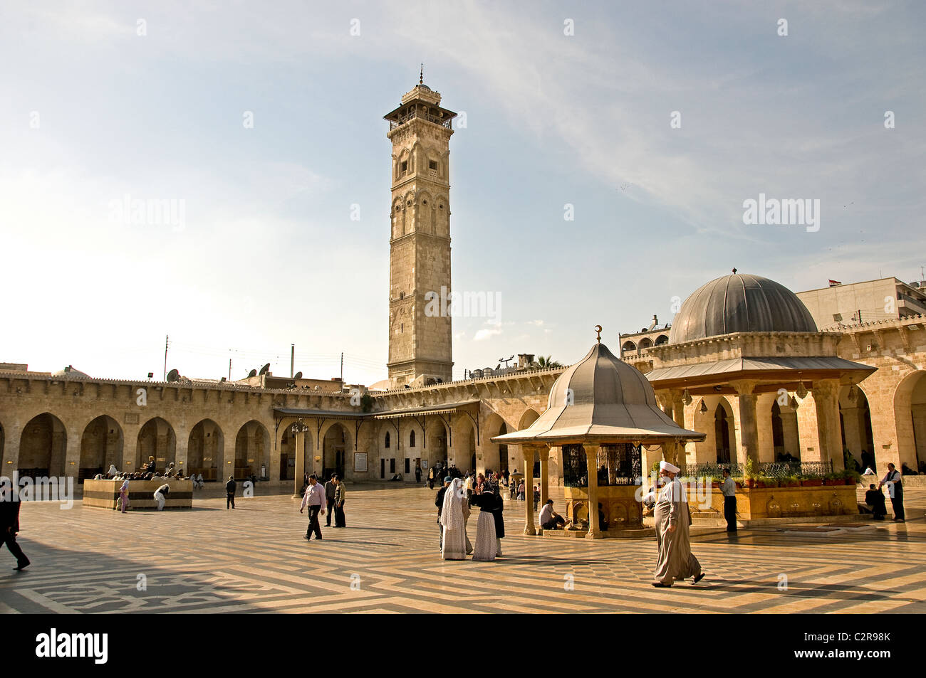 The Great Mosque of Aleppo Al Jamaa Al Kebir also known as the Umayyad  Ummayad  Mosque ( Arabic as al Jami al Kabi Syria square Stock Photo