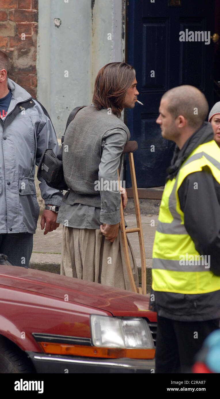 Colin Farrell on a crutch, on the set for his new film 'Triage' Dublin, Ireland 24.05.08 Stock