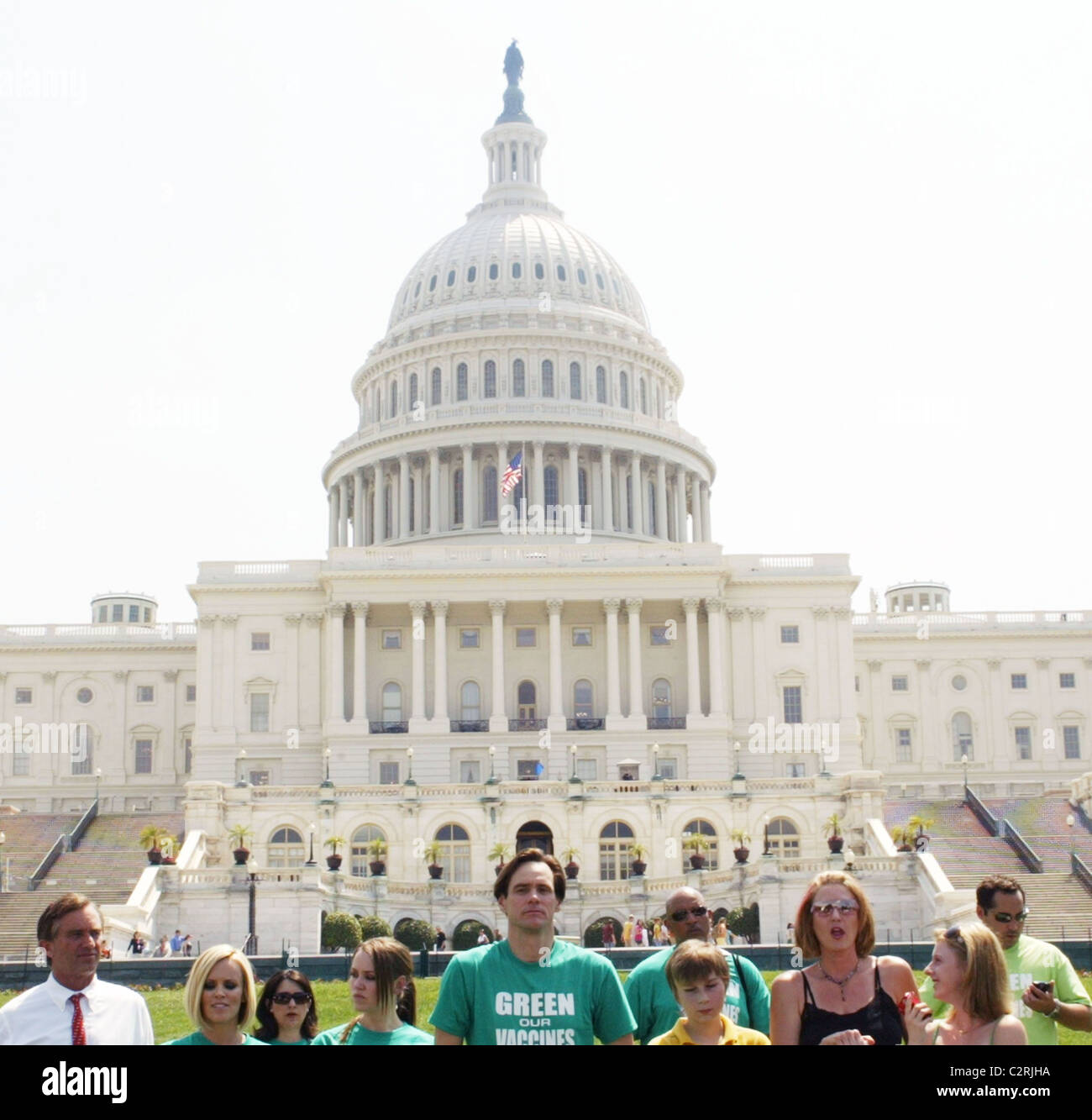 Jenny McCarthy,  Jane Carrey and Jim Carrey  lead the 'Green Our Vaccines' march, rally and press conference at the Capitol Stock Photo