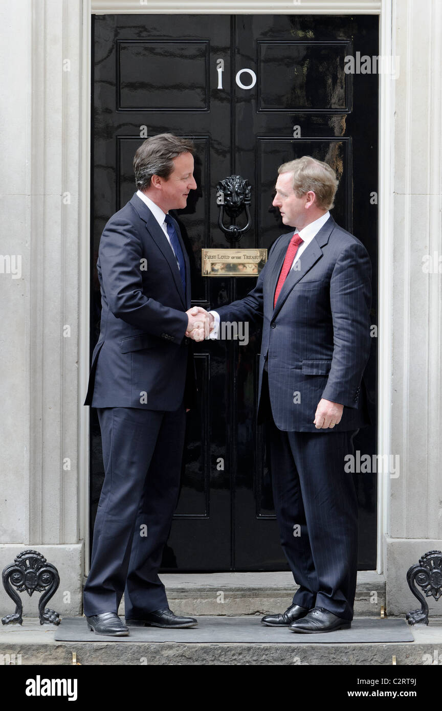 Irish Prime Minister (Taoiseach) Enda Kenny meets British David Cameron ...