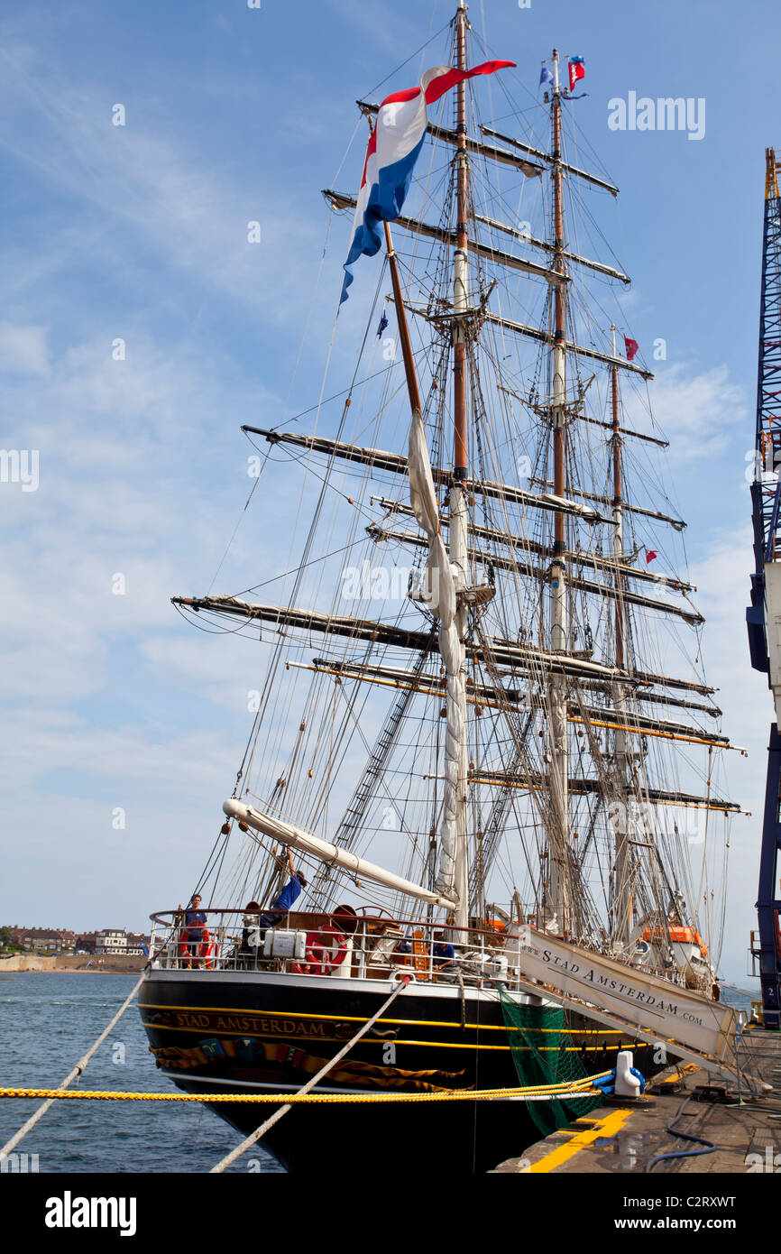 Tall ships race 2010 hartlepool hi-res stock photography and images - Alamy