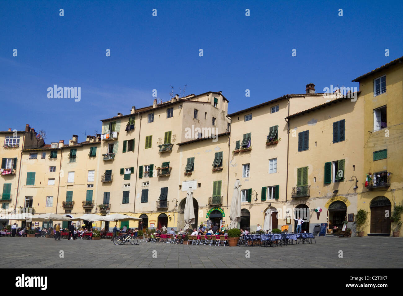 Piazza dell Anfiteatro, Amphitheatre Lucca Tuscany Italy Stock Photo