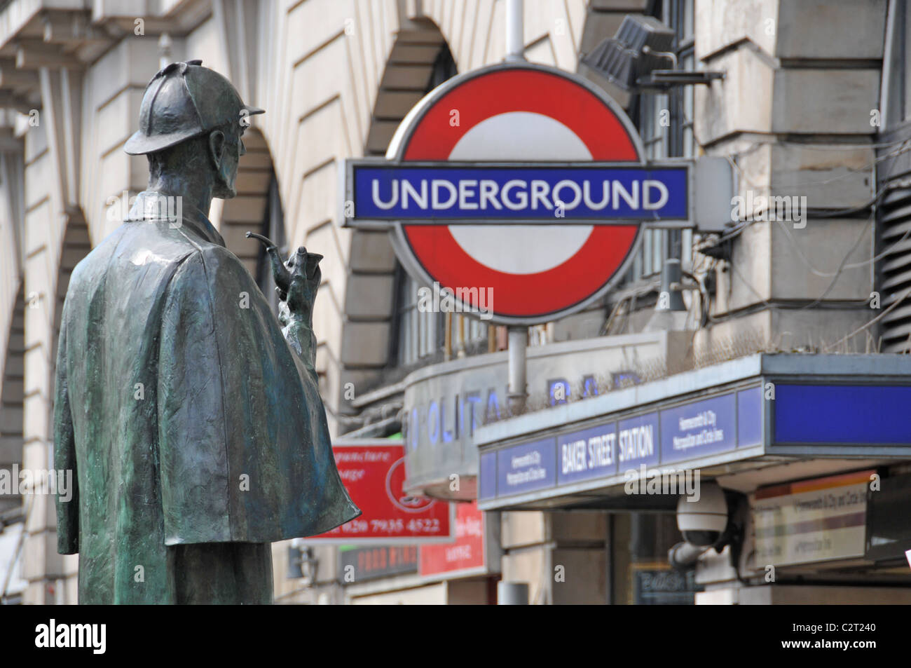 Sherlock Holmes Statue Baker Street Underground station Stock Photo