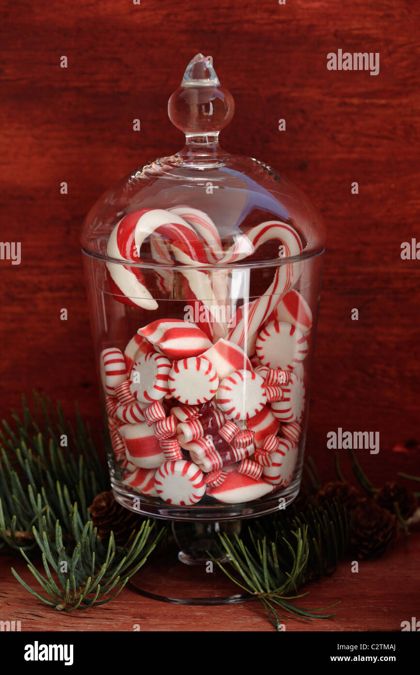 Peppermint candies in glass jar Stock Photo - Alamy