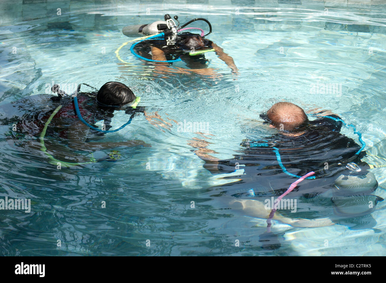 Scuba diving lessons pool hires stock photography and images Alamy