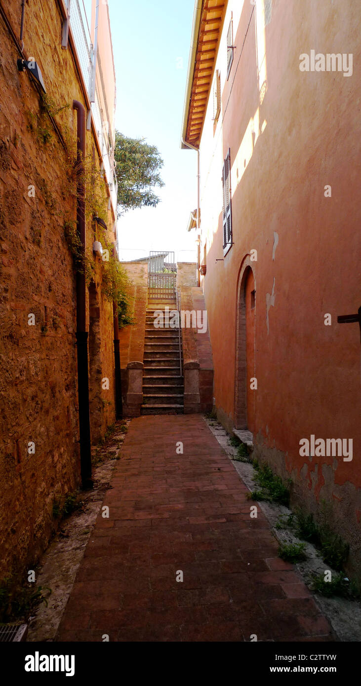 Tuscany village lane Stock Photo Alamy