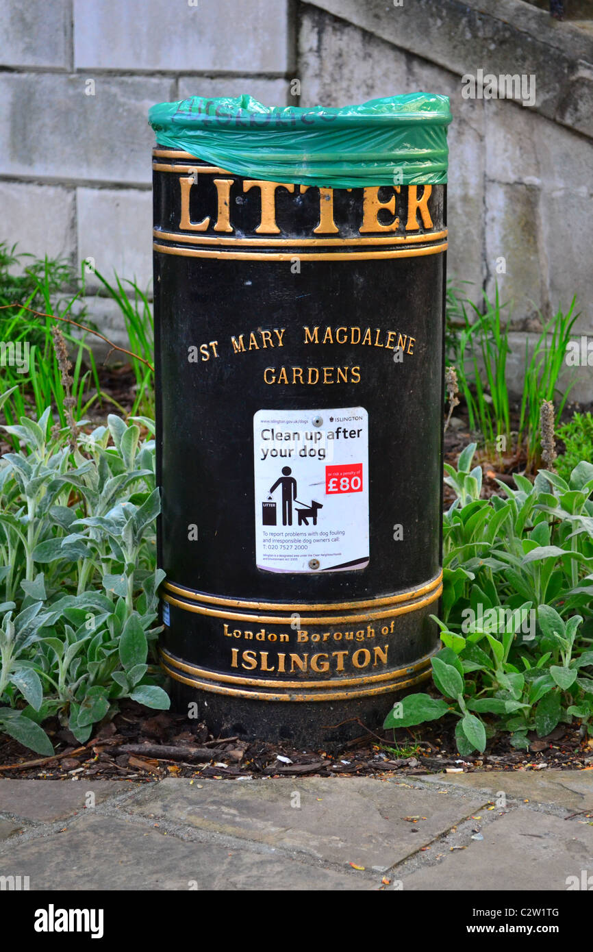 Litter london uk hi-res stock photography and images - Alamy