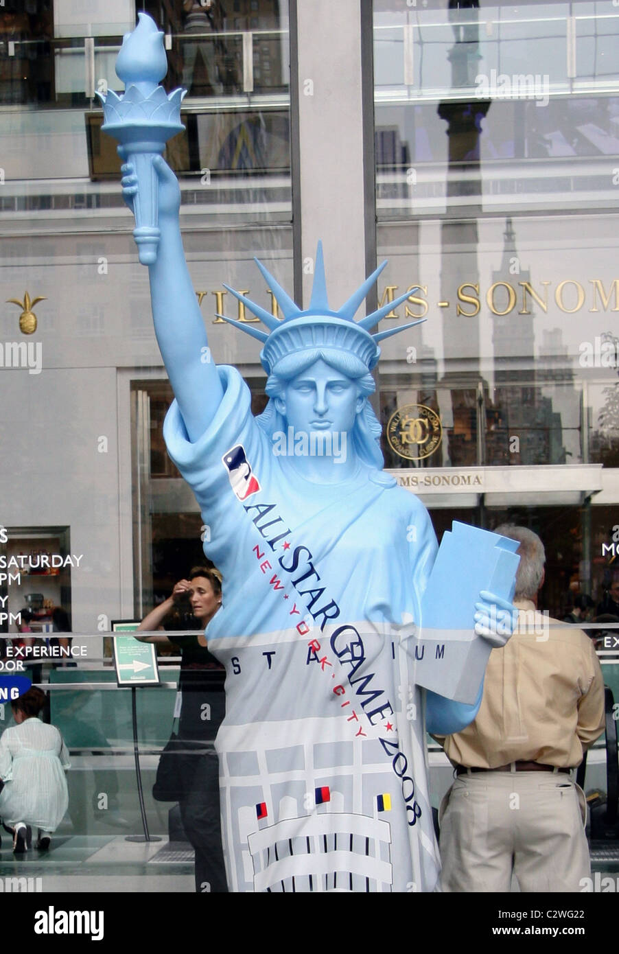 Statues of Liberty on Parade baseballthemed replicas of the Statue of