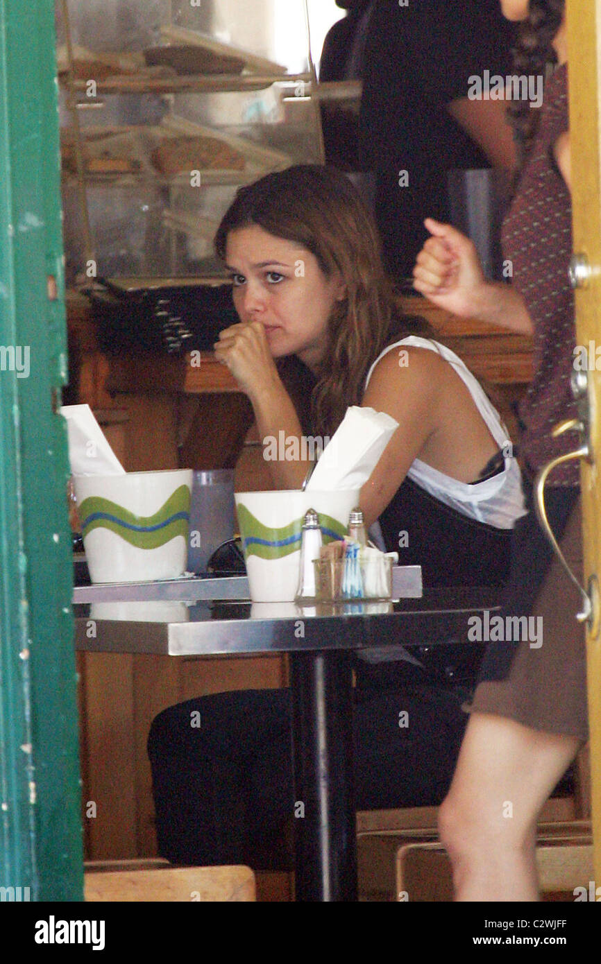 Rachel Bilson enjoys a meal at Mustard Seed Cafe Los Angeles