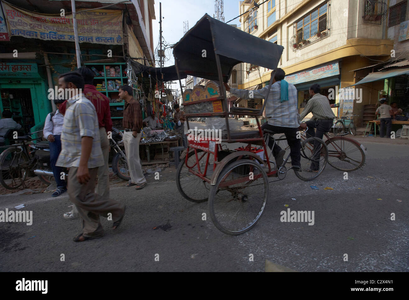 Rickshaw, Agra street scene, Uttar Pradesh, India, Subcontinent, Asia ...