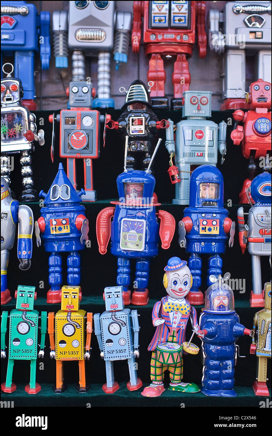 Collection of metal retro look robot play toys, Panjiayuan market, Beijing, China Stock Photo