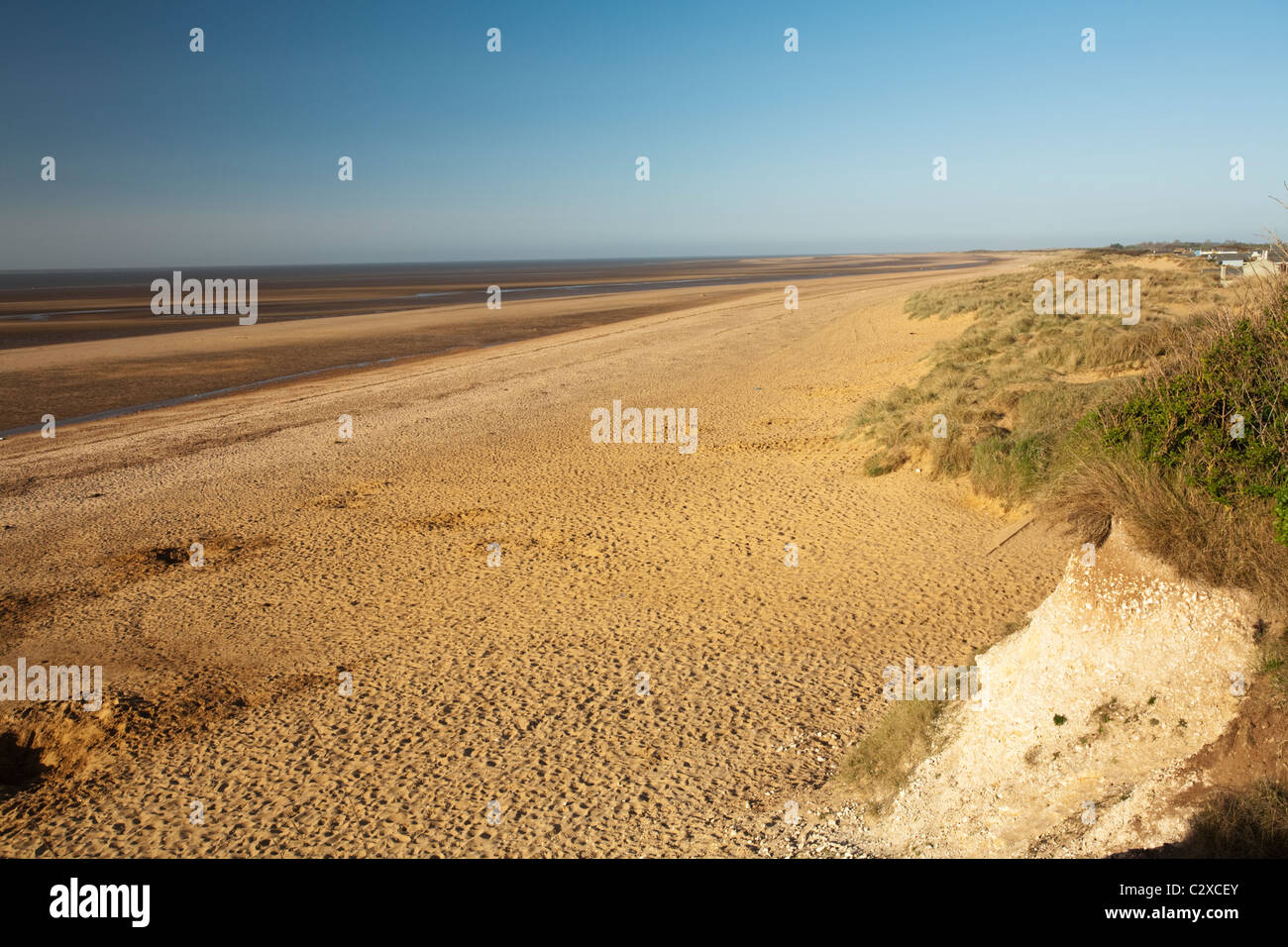 Hunstanton beach norfolk hi-res stock photography and images - Alamy