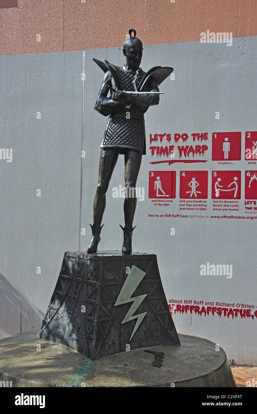 'Riff Raff' Rocky Horror Statue, Victoria Street, Hamilton, Waikato ...