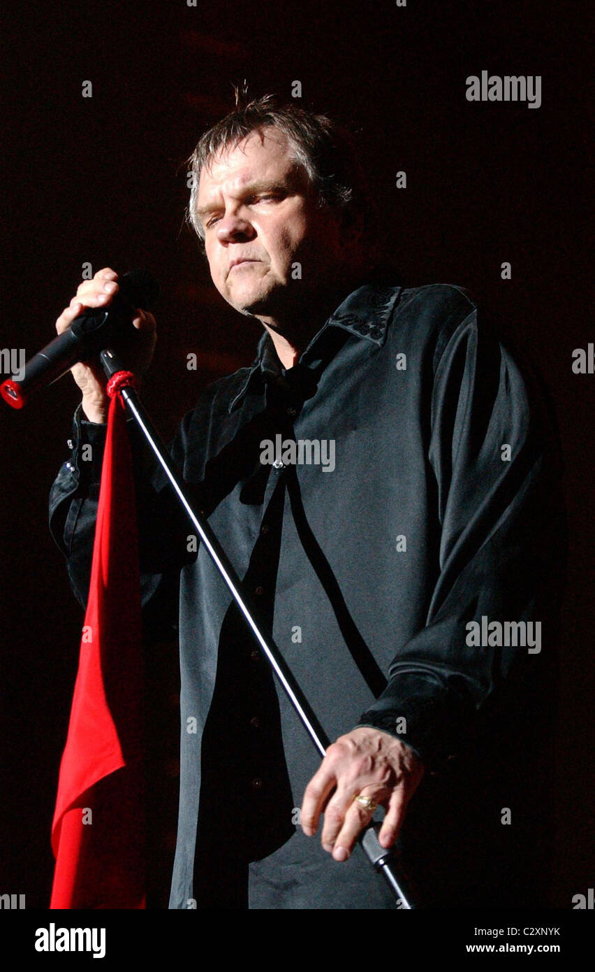 Meatloaf performing in concert at the Heineken Music Hall as part of