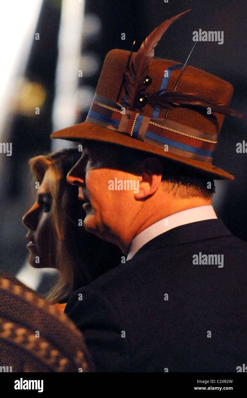 Jennifer Aniston and Alec Baldwin filming a scene for the television