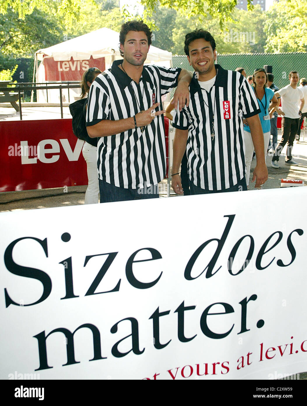 Brody Jenner & Frankie Delgado The Levi's 'Size Does Matter' match-making  game at Washington Square Park New York City, USA Stock Photo - Alamy