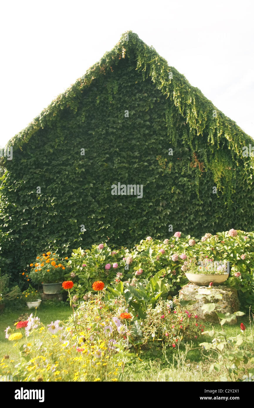 Garden, Allas-les-Mines, Dordogne, France Stock Photo